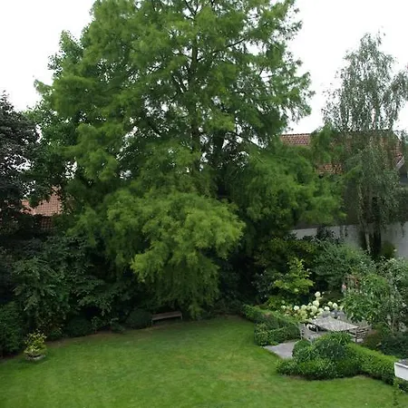 Huyze Weyne Bed & Breakfast