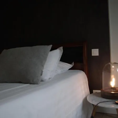 ベッド・アンド・ブレックファスト B＆b フイズ ヴィネ ブルージュ